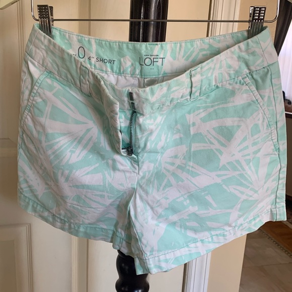 Shorts/LOFT - Picture 2 of 4